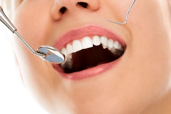 How A Dentist Treats Gum Infection As Part Of Periodontal Disease Treatment